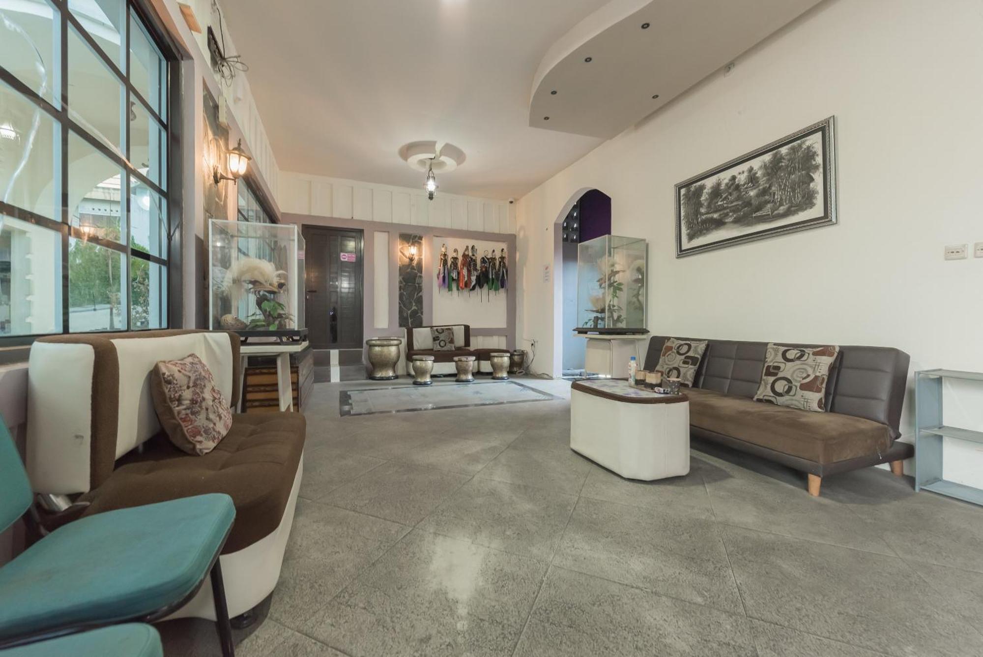 Urbanview Hotel Cianjur City Park By Reddoorz Eksteriør billede