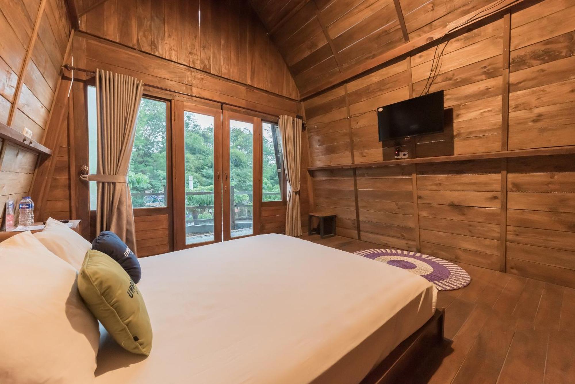 Urbanview Hotel Cianjur City Park By Reddoorz Eksteriør billede